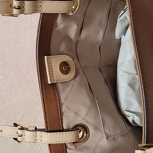 Michael Kors Jet Set Medium Tote Leather - Picture 9 of 14